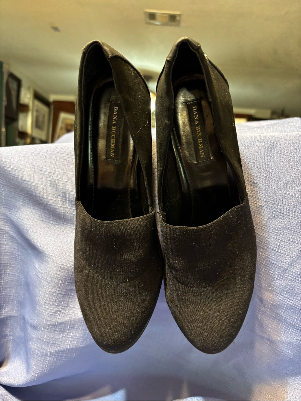 Dana Buchman Black Women's Classic Closed-Toe Heels 7M